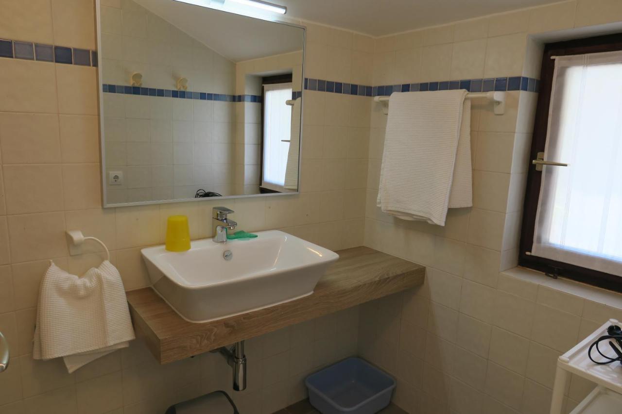 Apartman Number 9 ロヴィニ エクステリア 写真